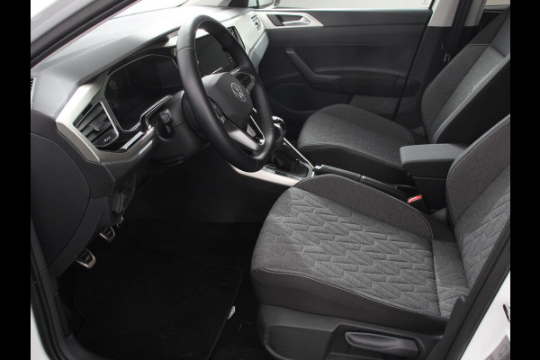 Volkswagen Polo 1.0 TSI Move | Navigatie | App Connect / Android Auto / Apple Carplay | Climate Control | Parkeer sensoren | Lichtmetalen Velgen | Dab | Digitale Cockpit