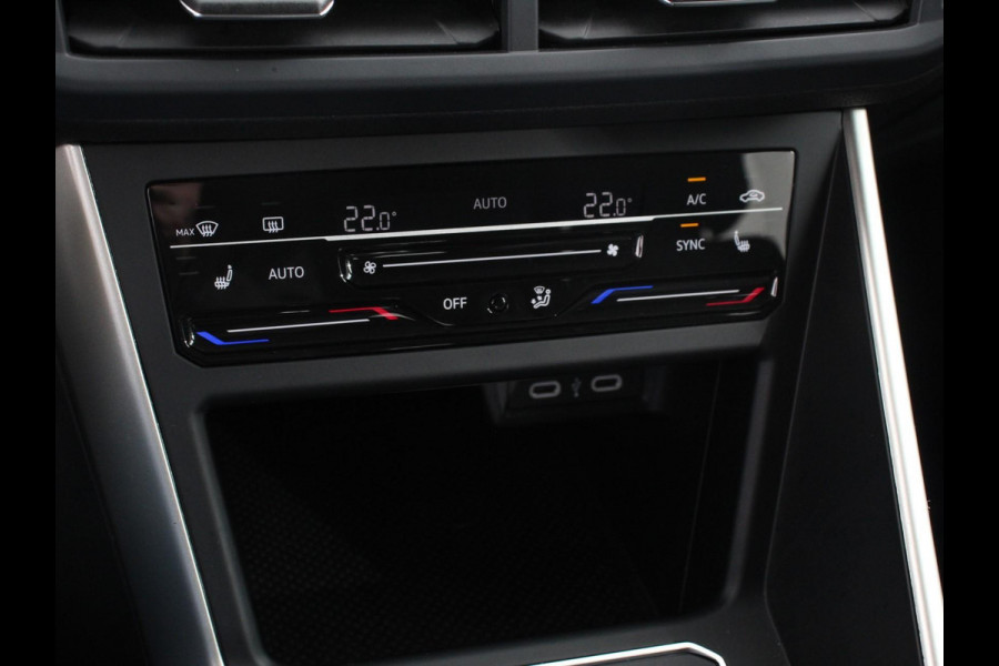 Volkswagen Polo 1.0 TSI Move | Navigatie | App Connect / Android Auto / Apple Carplay | Climate Control | Parkeer sensoren | Lichtmetalen Velgen | Dab | Digitale Cockpit