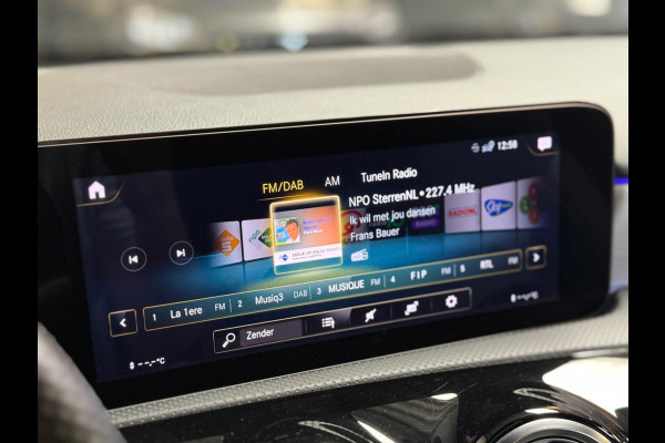 Mercedes-Benz A-Klasse AMG 35 4MATIC Aero pakket | Pano | Burmester | keyless | camera | Memory seats