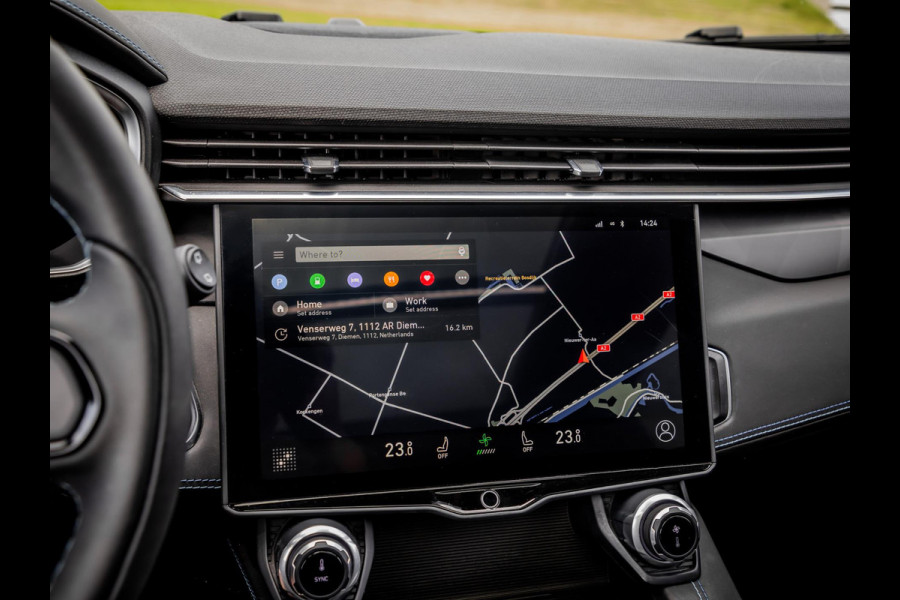 Lynk & Co 01 1.5 Plug-In Hybrid 262pk Trekhaak|Zwarte Hemel|360 Camera
