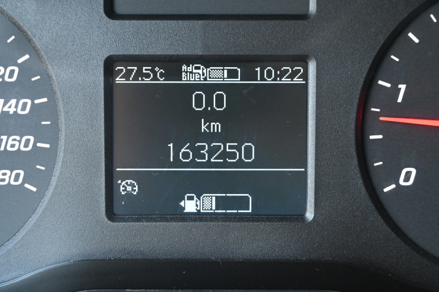 Mercedes-Benz Sprinter 319 CDI 3.0 V6 L2H2 3500 kg Trekhaak, Geveerde stoelen, MBUX navigatie en camera