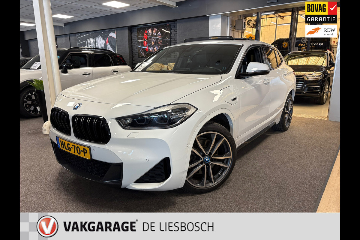 BMW X2 XDrive25e High Executive M-sport / camera / stoelverwarming / Head-up / panorama-dak BMW X2 XDrive25e High Executive M-sport / camera / stoelverwarming / Head-up / panorama-dak
