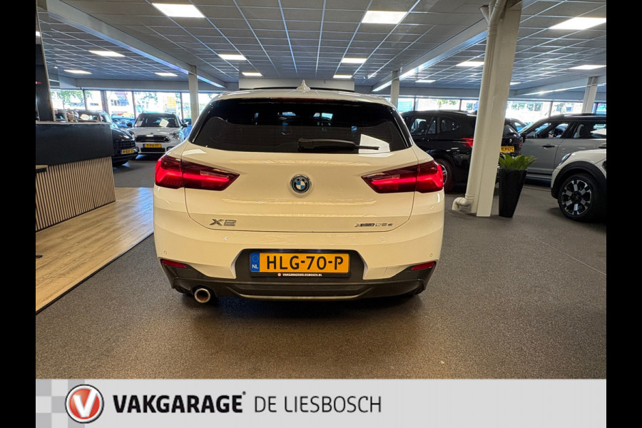 BMW X2 XDrive25e High Executive M-sport / camera / stoelverwarming / Head-up / panorama-dak