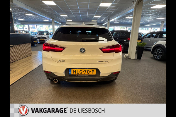 BMW X2 XDrive25e High Executive M-sport / camera / stoelverwarming / Head-up / panorama-dak