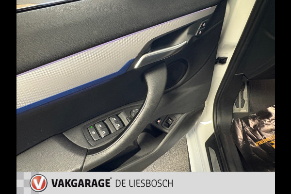 BMW X2 XDrive25e High Executive M-sport / camera / stoelverwarming / Head-up / panorama-dak
