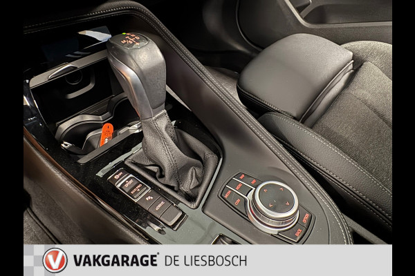 BMW X2 XDrive25e High Executive M-sport / camera / stoelverwarming / Head-up / panorama-dak