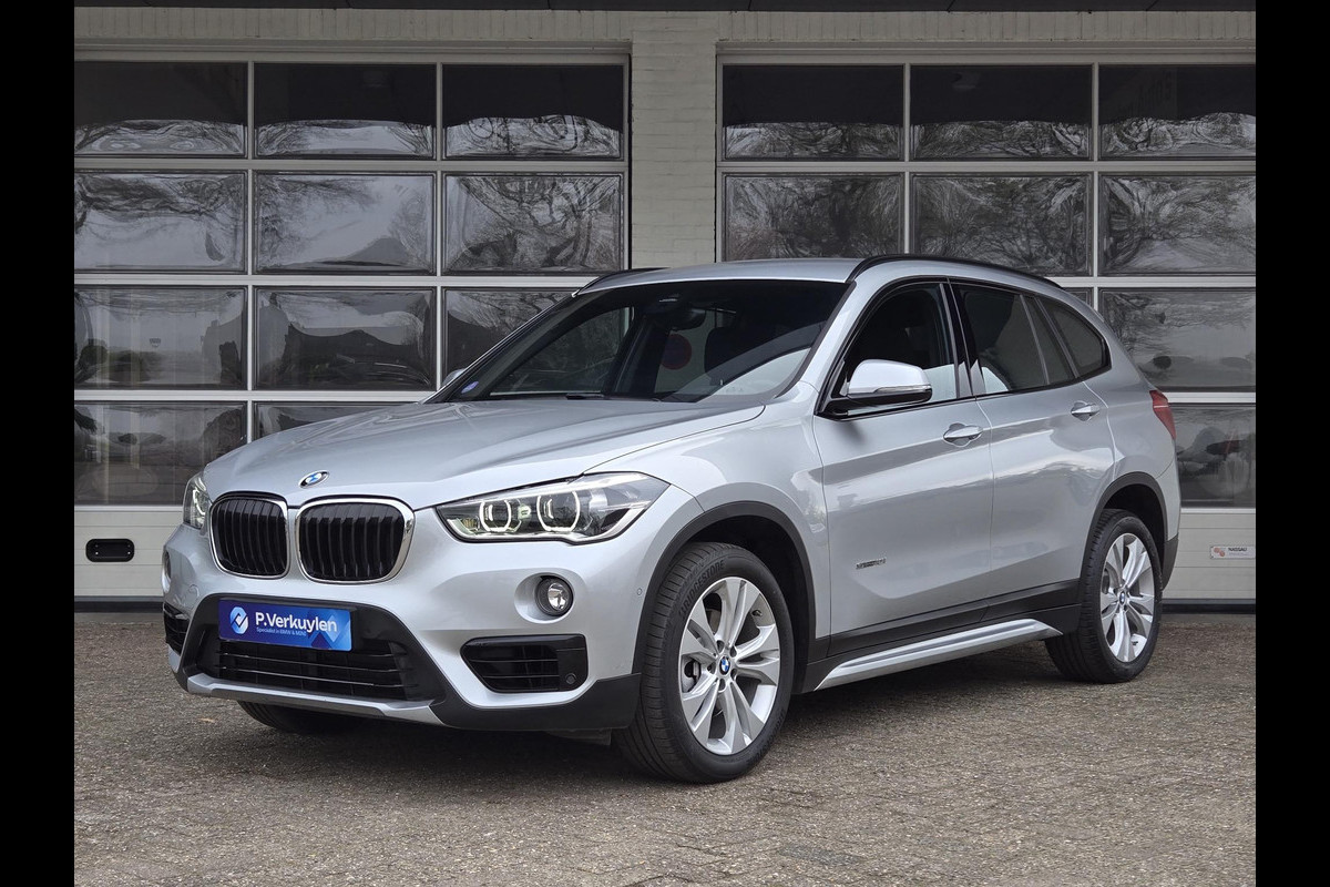 BMW X1 SDRIVE18I SPORTLINE | SPORTSTOELEN | NAVIGATIE | CAMERA | ELEKTR. KOFFERKLEP | BMW X1 SDRIVE18I SPORTLINE | SPORTSTOELEN | NAVIGATIE | CAMERA | ELEKTR. KOFFERKLEP |