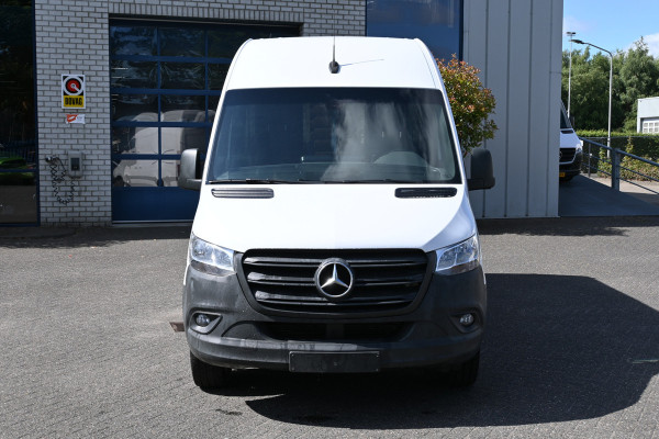 Mercedes-Benz Sprinter 316 CDI L2H2 2800 KG trekhaak, MBUX navigatie met camera, Geveerde stoelen