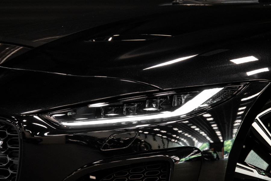 Jaguar F-Type P575 AWD R 75 *Panorama / Stoelventilatie / Sport-uitlaat / Meridian / Memory*