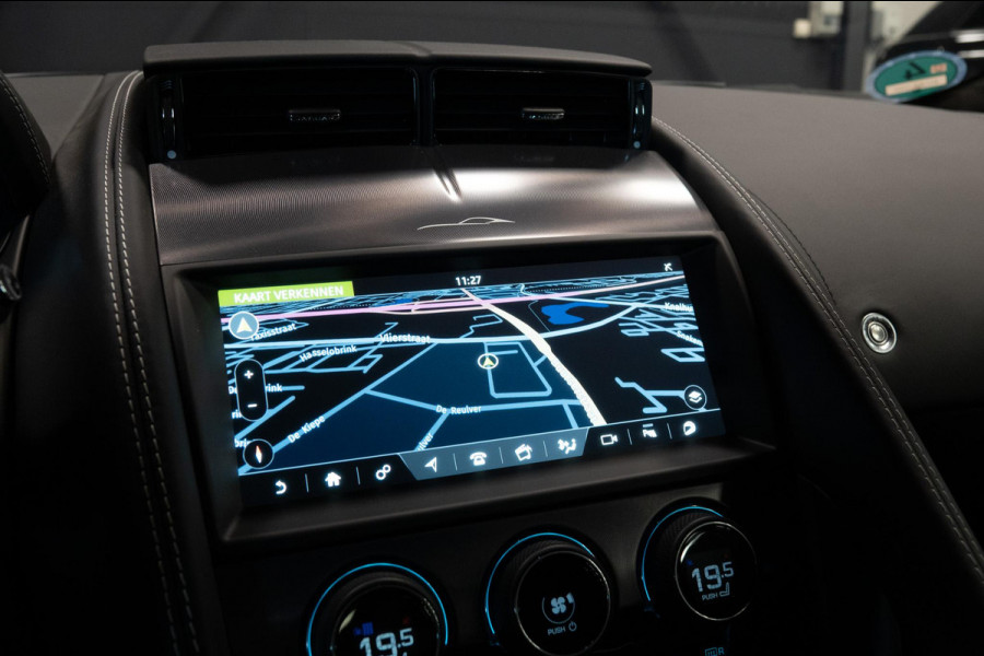 Jaguar F-Type P575 AWD R 75 *Panorama / Stoelventilatie / Sport-uitlaat / Meridian / Memory*