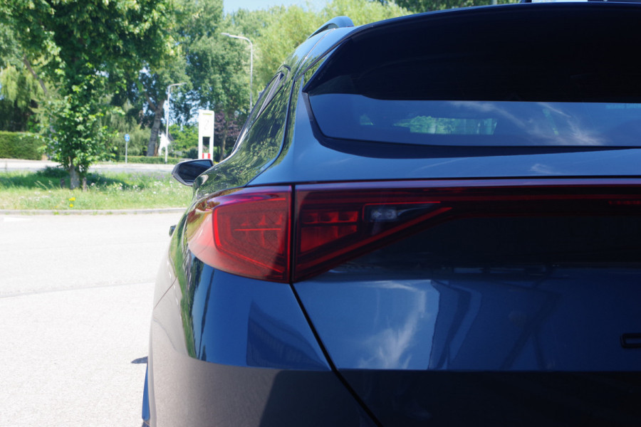 CUPRA Formentor 1.4 e-Hybrid 245 PK VZ Performance PHEV, Groot-Navigatie, Adap. Cruise Control, Camera.