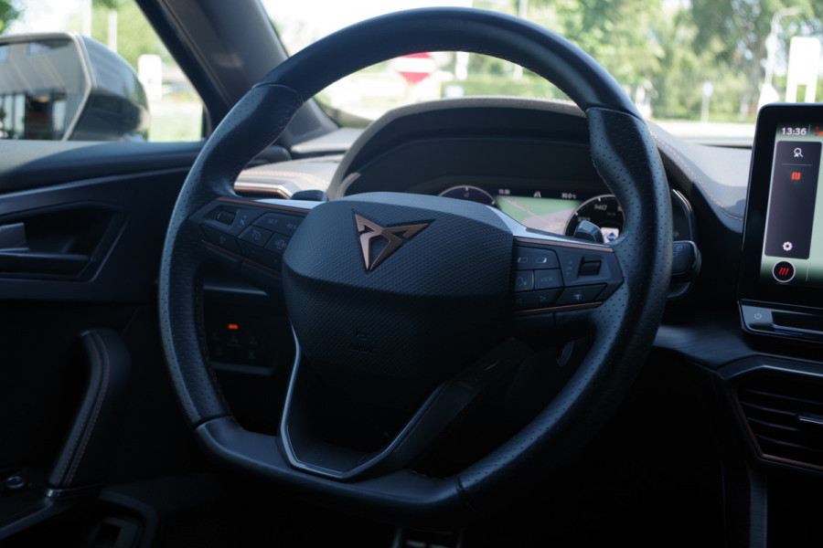 CUPRA Formentor 1.4 e-Hybrid 245 PK VZ Performance PHEV, Groot-Navigatie, Adap. Cruise Control, Camera.