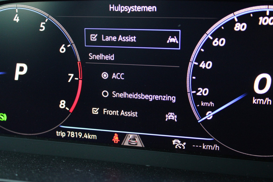 Volkswagen T-Roc 1.5 TSI R-Line | Camera | Adaptive cruise | Navigatie