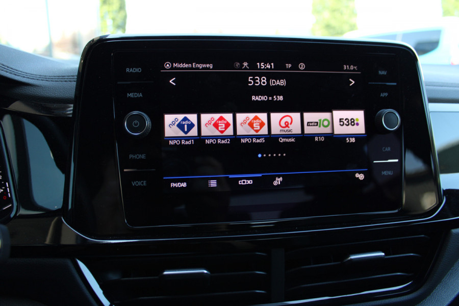 Volkswagen T-Roc 1.5 TSI R-Line | Camera | Adaptive cruise | Navigatie