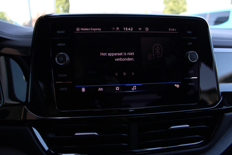 Volkswagen T-Roc 1.5 TSI R-Line | Camera | Adaptive cruise | Navigatie
