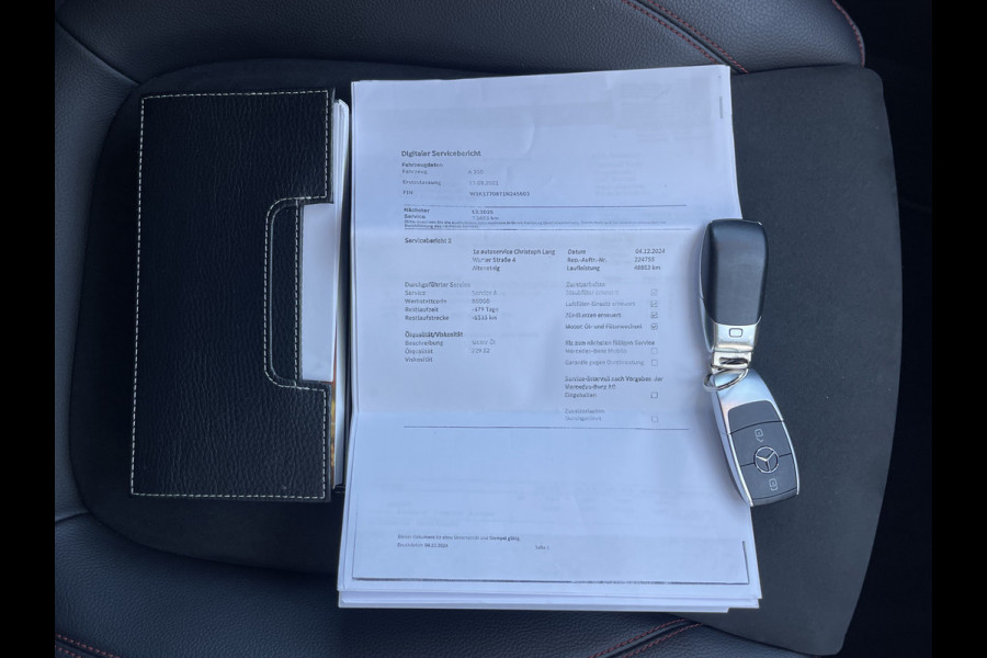 Mercedes-Benz A-Klasse 200 Business Solution AMG | Pano | Trekhaak | ACC | 360* Camera | LED | DAB+ | 18 inch