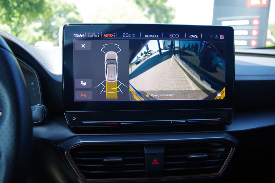 CUPRA Formentor 1.4 e-Hybrid 245 Pk VZ Performance PHEV, Groot-Navigatie, Adap. Cruise Control, Stoelverwarming.