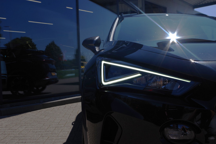 CUPRA Formentor 1.4 e-Hybrid 245 Pk VZ Performance PHEV, Groot-Navigatie, Adap. Cruise Control, Stoelverwarming.