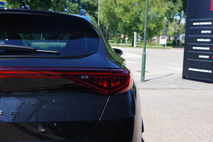CUPRA Formentor 1.4 e-Hybrid 245 Pk VZ Performance PHEV, Groot-Navigatie, Adap. Cruise Control, Stoelverwarming.