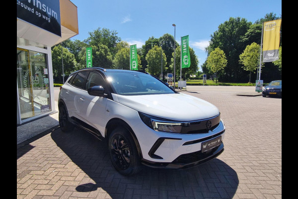 Opel Grandland 1.2 Turbo GS Line | AUTOMAAT | NAVI | CAMERA | LED | Black Pack | 2 x AGR stoel| Park Pilot | Stoel & stuurverw. |