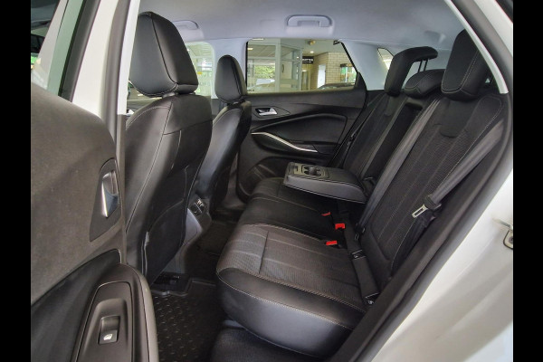 Opel Grandland 1.2 Turbo GS Line | AUTOMAAT | NAVI | CAMERA | LED | Black Pack | 2 x AGR stoel| Park Pilot | Stoel & stuurverw. |