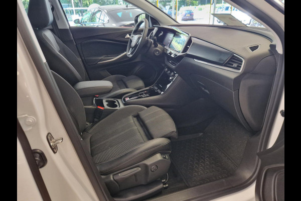 Opel Grandland 1.2 Turbo GS Line | AUTOMAAT | NAVI | CAMERA | LED | Black Pack | 2 x AGR stoel| Park Pilot | Stoel & stuurverw. |