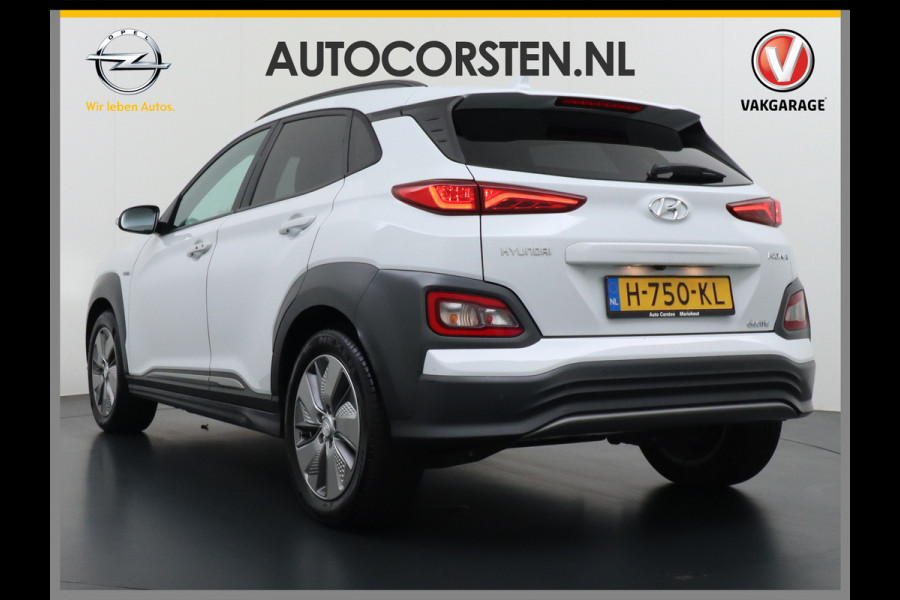 Hyundai Kona EV 64kWh AUT.204pk Grootste ACCU Adaptieve Cruise Control Camera Navi Apple Carplay Android Auto Head-Up Display Ecc DAB Keyless Led Blindspot Monitoring LaneAssist Subwoofer Voorruit verwarmbaar Bluetooth Privacy Glas Lmv 17" Fashion