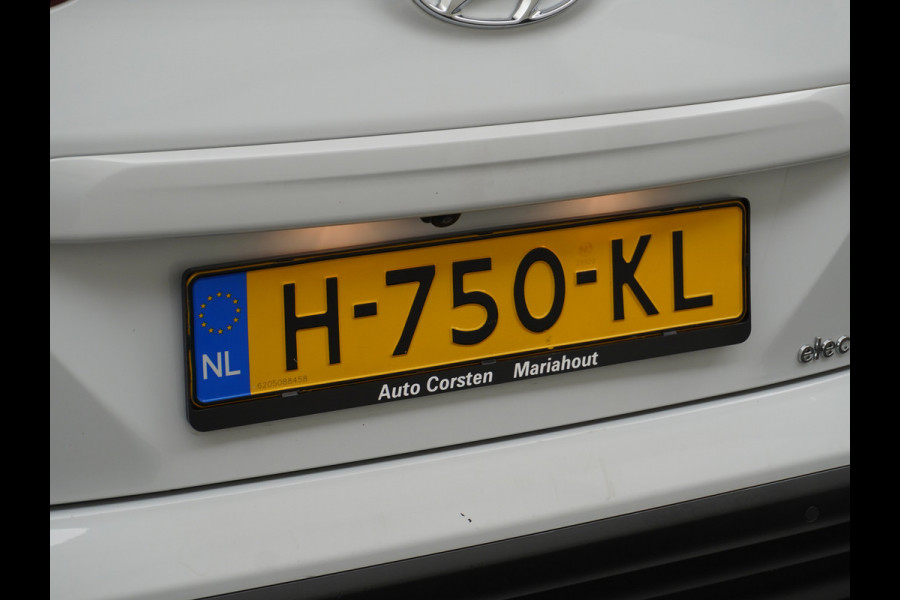 Hyundai Kona EV 64kWh AUT.204pk Grootste ACCU Adaptieve Cruise Control Camera Navi Apple Carplay Android Auto Head-Up Display Ecc DAB Keyless Led Blindspot Monitoring LaneAssist Subwoofer Voorruit verwarmbaar Bluetooth Privacy Glas Lmv 17" Fashion