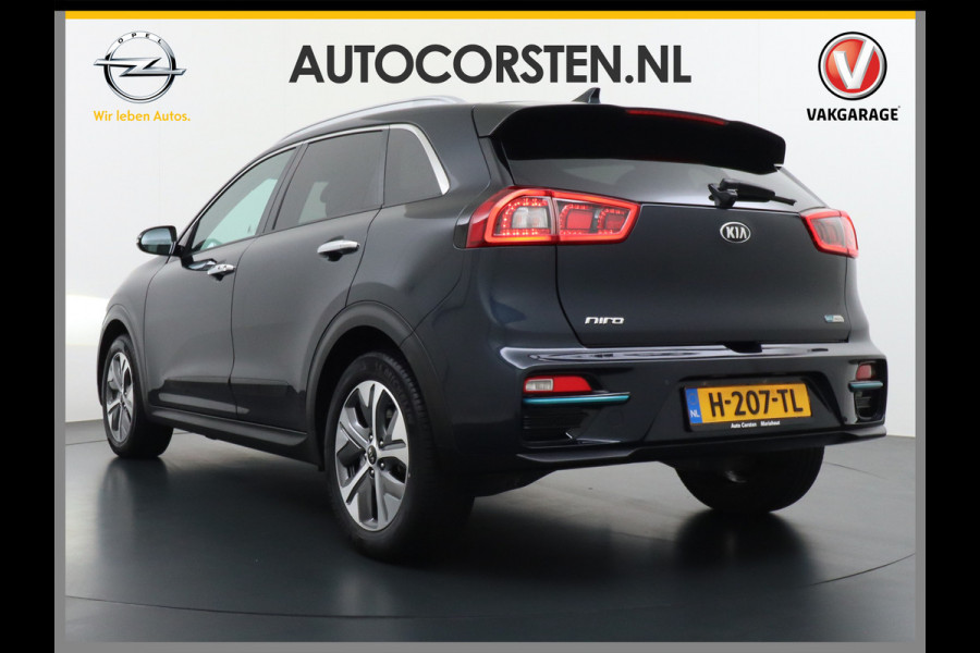 Kia e-Niro 64kWh 204PK Leder Camera Adaptive-Cruise Warmtepomp Apple Carplay Android Auto Navi Ecc DAB Pdc Executive-Line Stoel Verwarming/ Keyless Led Achterbank+Stuur Verwarming Dodehoek assistent Regen-Lichtsensor JBL-Soundsystem Bluetooth Draadloze tel.lader Lmv 17" 1e Eigenaar! Krachtige en zuinige aandrijflijn met grootste accu! €45.000 Nieuw