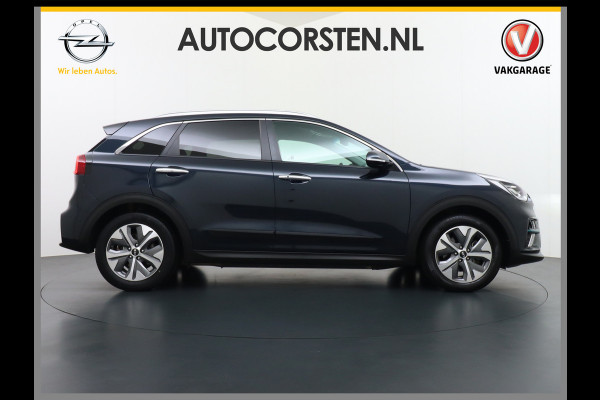 Kia e-Niro 64kWh 204PK Leder Camera Adaptive-Cruise Warmtepomp Apple Carplay Android Auto Navi Ecc DAB Pdc Executive-Line Stoel Verwarming/ Keyless Led Achterbank+Stuur Verwarming Dodehoek assistent Regen-Lichtsensor JBL-Soundsystem Bluetooth Draadloze tel.lader Lmv 17" 1e Eigenaar! Krachtige en zuinige aandrijflijn met grootste accu! €45.000 Nieuw