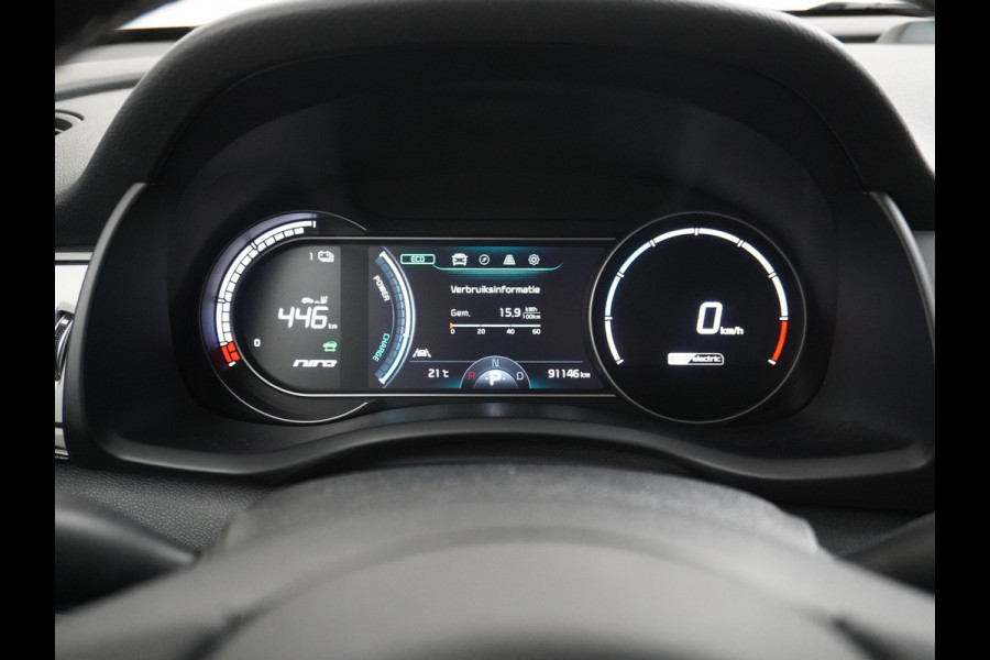 Kia e-Niro 64kWh 204PK Leder Camera Adaptive-Cruise Warmtepomp Apple Carplay Android Auto Navi Ecc DAB Pdc Executive-Line Stoel Verwarming/ Keyless Led Achterbank+Stuur Verwarming Dodehoek assistent Regen-Lichtsensor JBL-Soundsystem Bluetooth Draadloze tel.lader Lmv 17" 1e Eigenaar! Krachtige en zuinige aandrijflijn met grootste accu! €45.000 Nieuw
