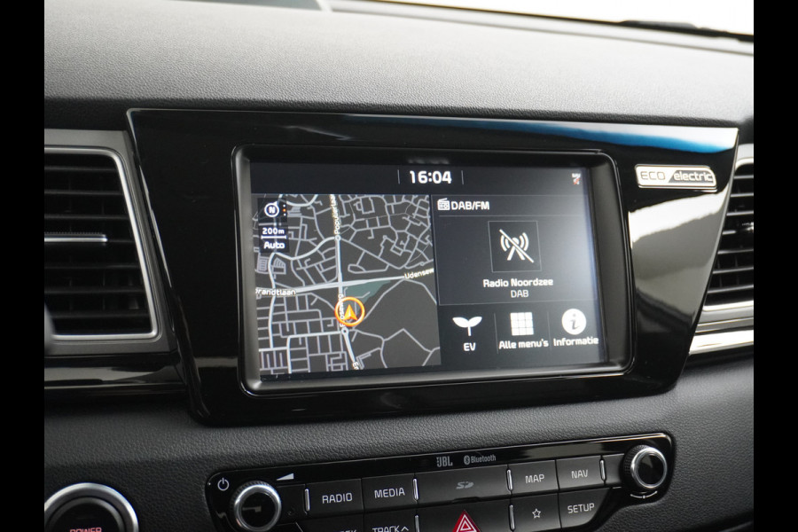 Kia e-Niro 64kWh 204PK Leder Camera Adaptive-Cruise Warmtepomp Apple Carplay Android Auto Navi Ecc DAB Pdc Executive-Line Stoel Verwarming/ Keyless Led Achterbank+Stuur Verwarming Dodehoek assistent Regen-Lichtsensor JBL-Soundsystem Bluetooth Draadloze tel.lader Lmv 17" 1e Eigenaar! Krachtige en zuinige aandrijflijn met grootste accu! €45.000 Nieuw