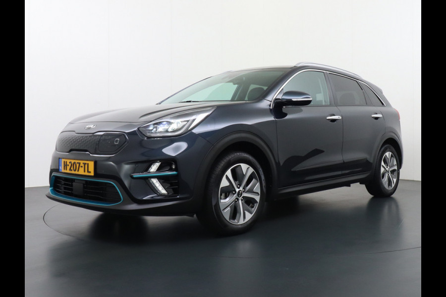 Kia e-Niro 64kWh 204PK Leder Camera Adaptive-Cruise Warmtepomp Apple Carplay Android Auto Navi Ecc DAB Pdc Executive-Line Stoel Verwarming/ Keyless Led Achterbank+Stuur Verwarming Dodehoek assistent Regen-Lichtsensor JBL-Soundsystem Bluetooth Draadloze tel.lader Lmv 17" 1e Eigenaar! Krachtige en zuinige aandrijflijn met grootste accu! €45.000 Nieuw
