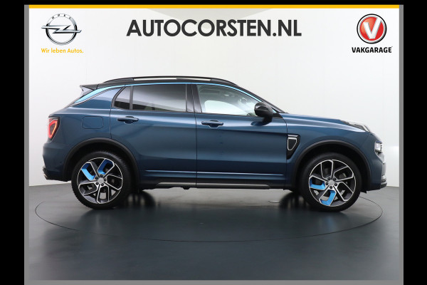 Lynk & Co 01 1.5 PHEV AUT-7 261pk Pano-Schuif-K-dak 20" 360°Camera Apple Carplay Android Auto Adaptive-Cr NaviPdc-a+v Ecc Keyless Led M-BuxPl Elek.Memory.Stoel File assistent Dodehoek detector Elektrisch bedienbare achterklep Rijstrooksensor Wifi Verkeersbord detectie 425Nm koppel 3,6kw laadvermogen A-label Euro 6 Hybride Benzine / Elektrisch rijden tot ca 69km  1800kg trekvermogen