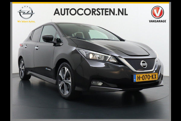 Nissan Leaf N-Connecta 40kWh Apple Carplay Android Auto Trekhaak Cruise control adaptief 360°Camera Navi Ecc Stoel+Stuurverwarming Keyless D Dodehoek detector Rijstrooksensor met correctie Uitparkeer waarschuwing Verkeersbord detectie Bluetooth Privacy Glas Lmv 17" 1e Eigenaar