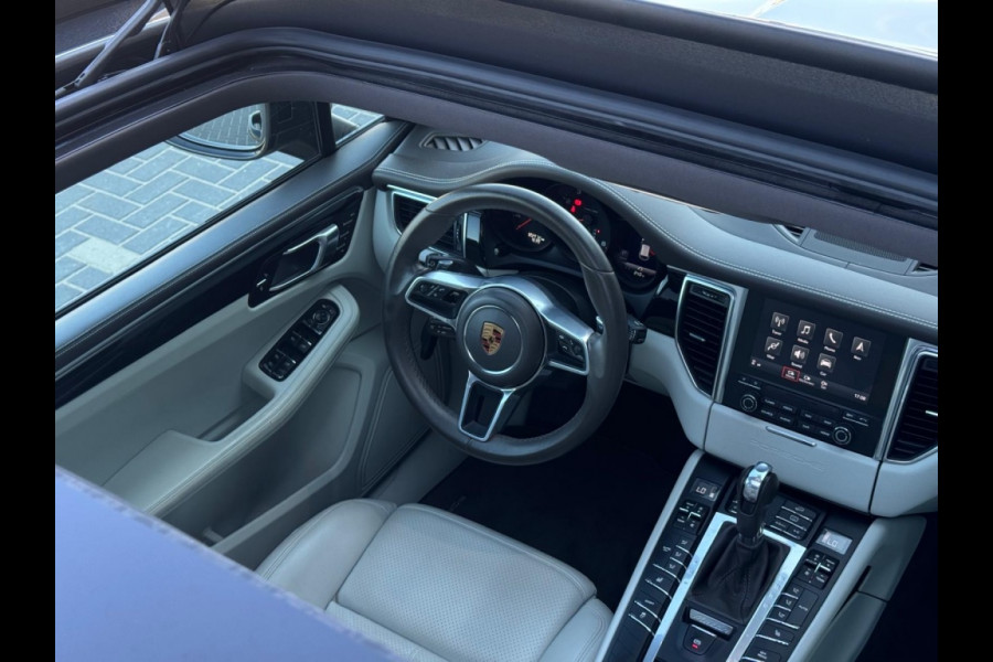 Porsche Macan 2.0 SPORT 252pk PANO NAVI CAMERA LEDER SPORTVELGEN