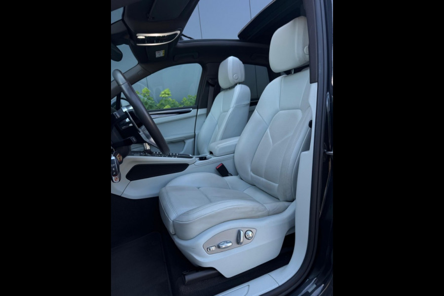 Porsche Macan 2.0 SPORT 252pk PANO NAVI CAMERA LEDER SPORTVELGEN