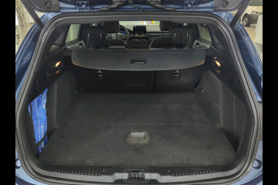 Ford FOCUS Wagon 1.0 EcoBoost Hybrid ST Line X Business PACK WINTER | 17 INCH | ACC