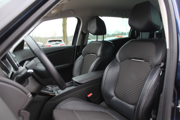 Renault Grand Scénic 1.2 TCe Intens 7p. / Camera / Navigatie / 20'' / Half leder / Keyless / Dodehoek / Cruise Control