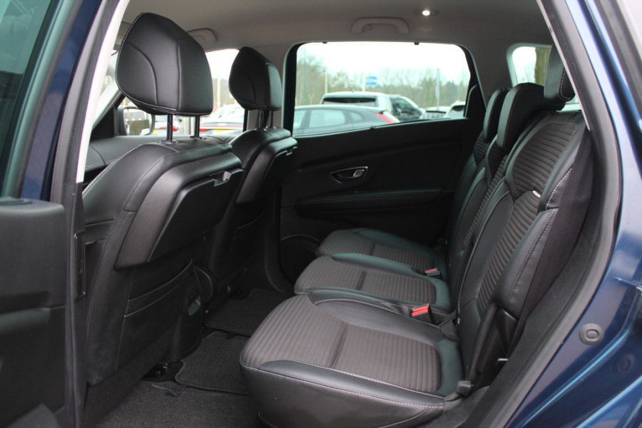 Renault Grand Scénic 1.2 TCe Intens 7p. / Camera / Navigatie / 20'' / Half leder / Keyless / Dodehoek / Cruise Control