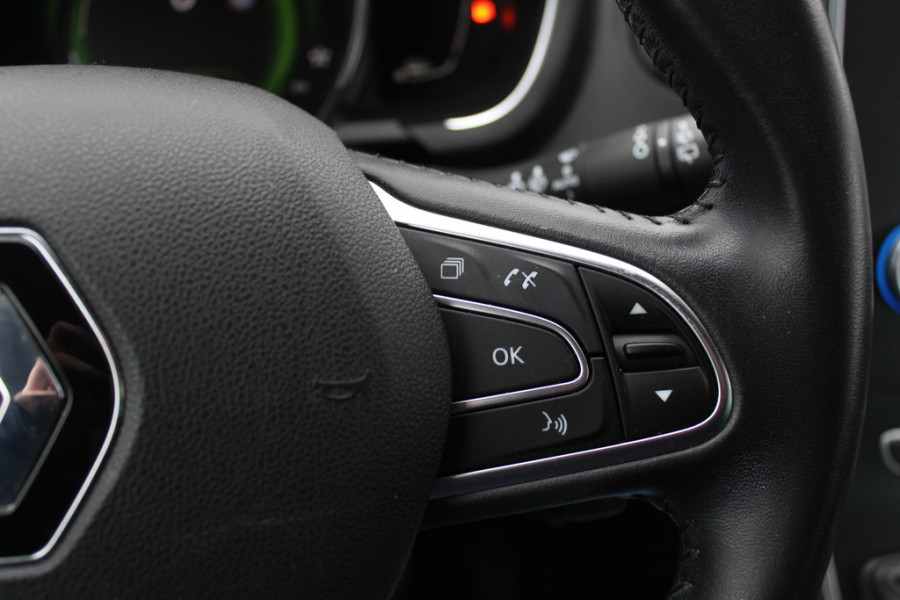 Renault Grand Scénic 1.2 TCe Intens 7p. / Camera / Navigatie / 20'' / Half leder / Keyless / Dodehoek / Cruise Control