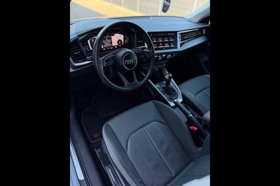 Audi A1 CityCarver 30 TFSI 2x S-Line Camera CarPlay