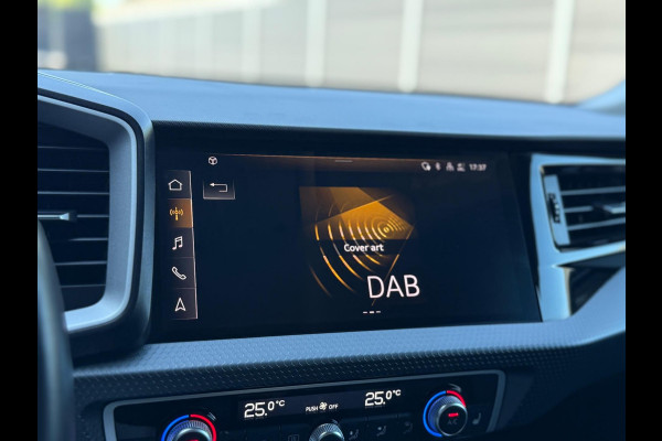 Audi A1 CityCarver 30 TFSI 2x S-Line Camera CarPlay