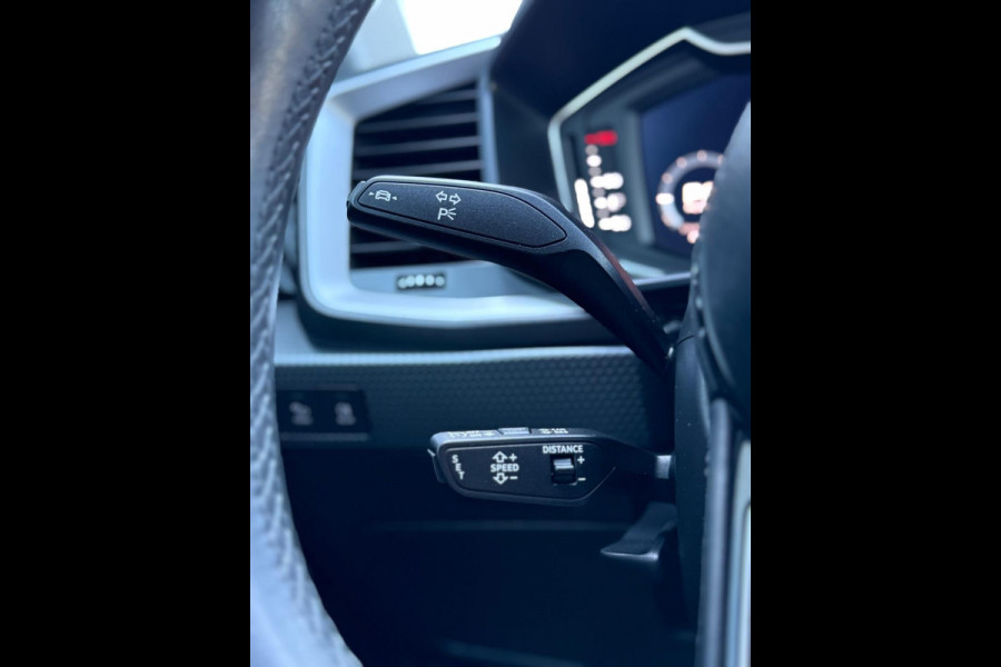 Audi A1 CityCarver 30 TFSI 2x S-Line Camera CarPlay