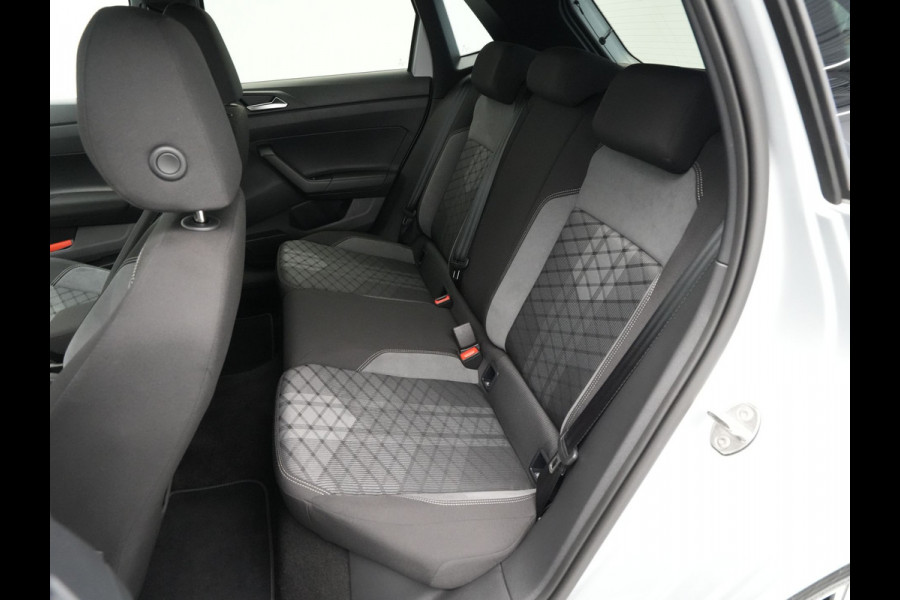 Volkswagen Polo 1.0 TSI 95pk DSG R-Line Navi via App Pdc Clima Acc 28