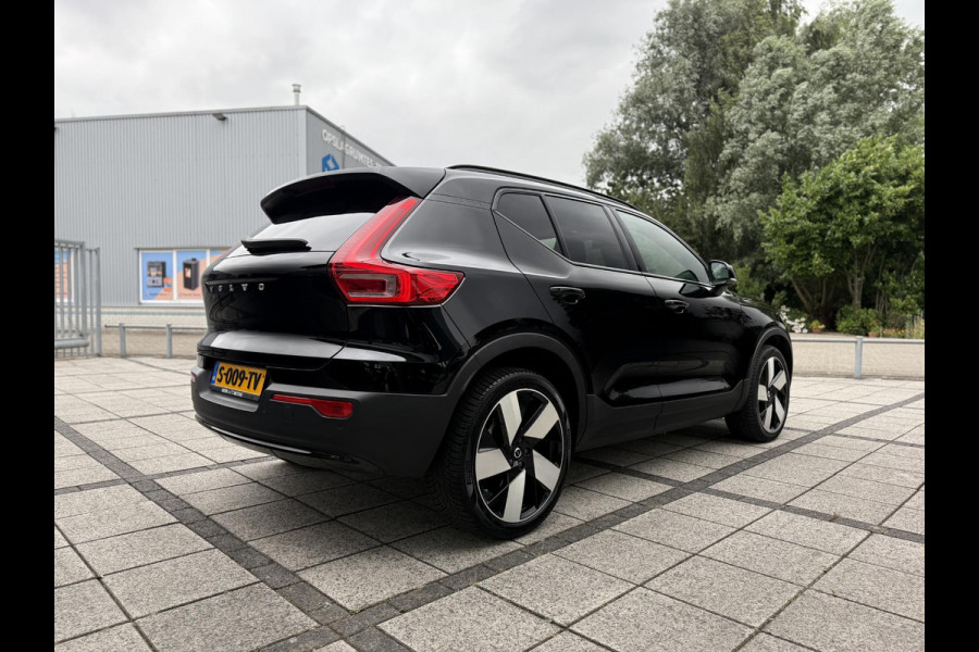 Volvo XC40 Recharge Core 70 kWh | Trekhaak | Carplay | Camera |