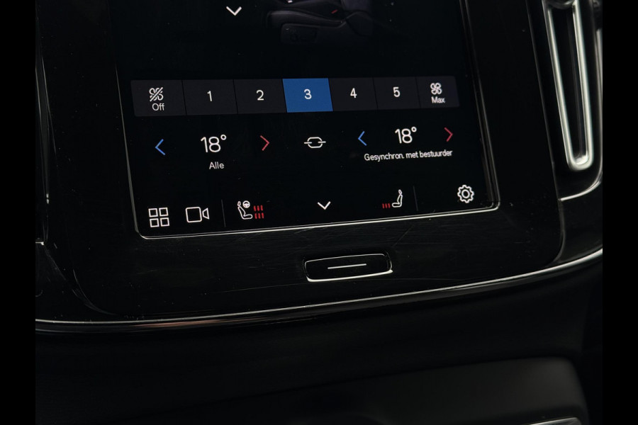 Volvo XC40 Recharge Core 70 kWh | Trekhaak | Carplay | Camera |