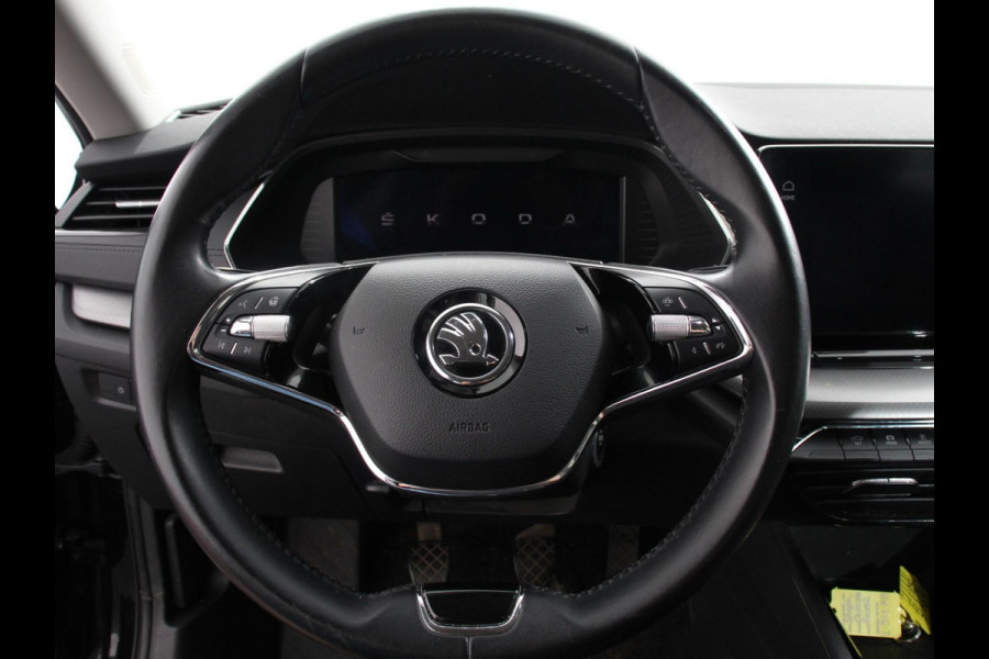 Škoda Octavia Combi 1.0 TSI 110pk Business Edition | Navigatie | Apple Carplay/Android Auto | Climate Control | Lichtmetalen Velgen |