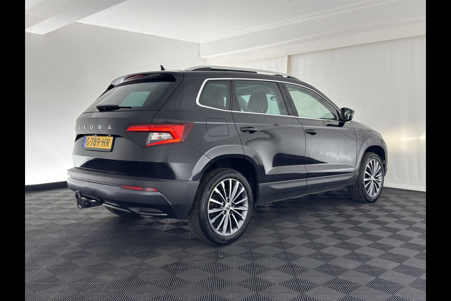 Škoda Karoq 1.5 TSI ACT Business Edition Aut. *PANO | LEATHER-ALCANTARA  | FULL-LED | NAVI-FULLMAP | KEYLESS | COMFORT-SEATS | CAMERA | DAB+ | ECC | HEATED-SEATS | PDC | CRUISE  | TOWBAR | CARPLAY | 18''ALU*