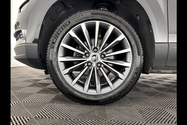 Škoda Karoq 1.5 TSI ACT Business Edition Aut. *PANO | LEATHER-ALCANTARA  | FULL-LED | NAVI-FULLMAP | KEYLESS | COMFORT-SEATS | CAMERA | DAB+ | ECC | HEATED-SEATS | PDC | CRUISE  | TOWBAR | CARPLAY | 18''ALU*